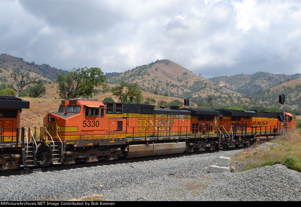 BNSF 5330